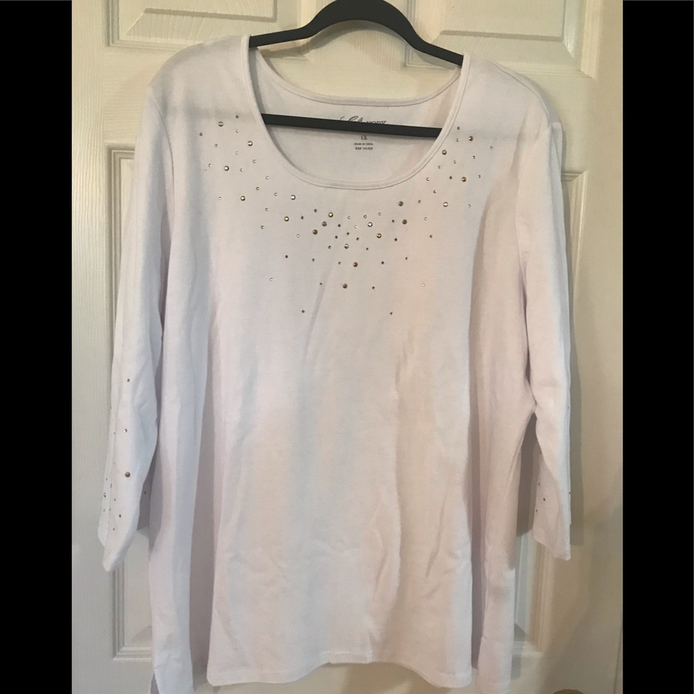 Cali and York White Sequined Top